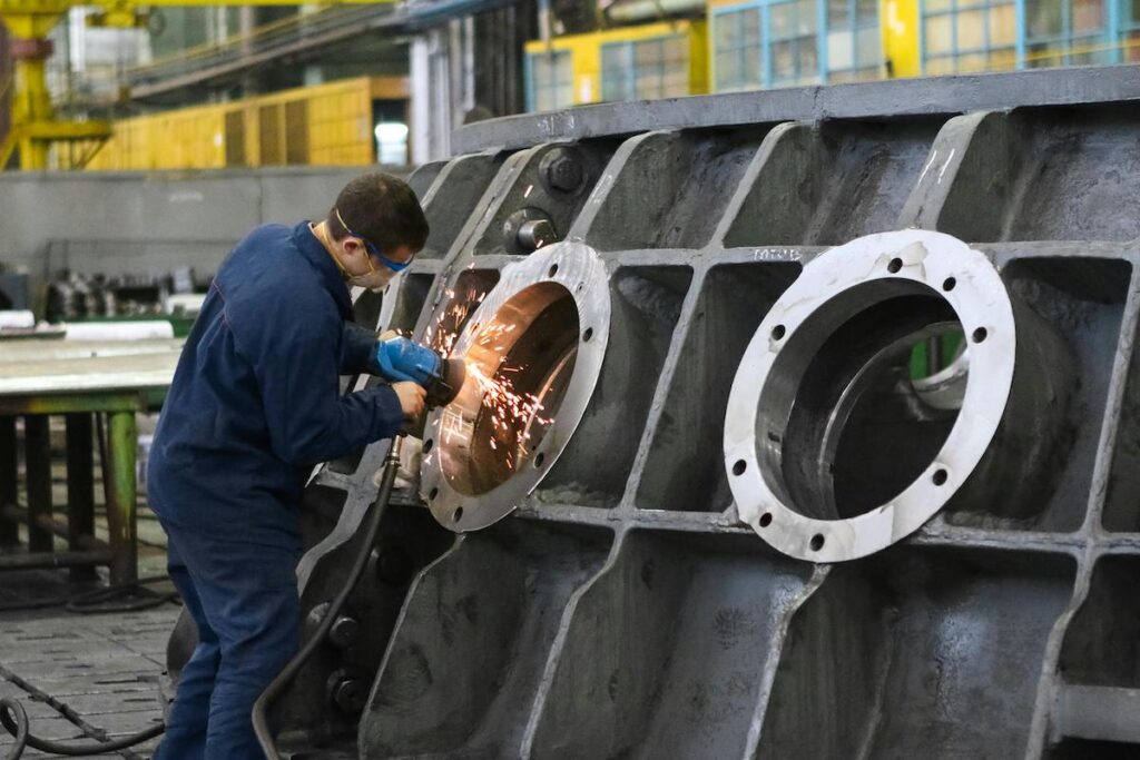 Profissional técnico exercendo atividade após obtenção do CRT